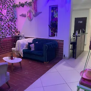 Hotel House