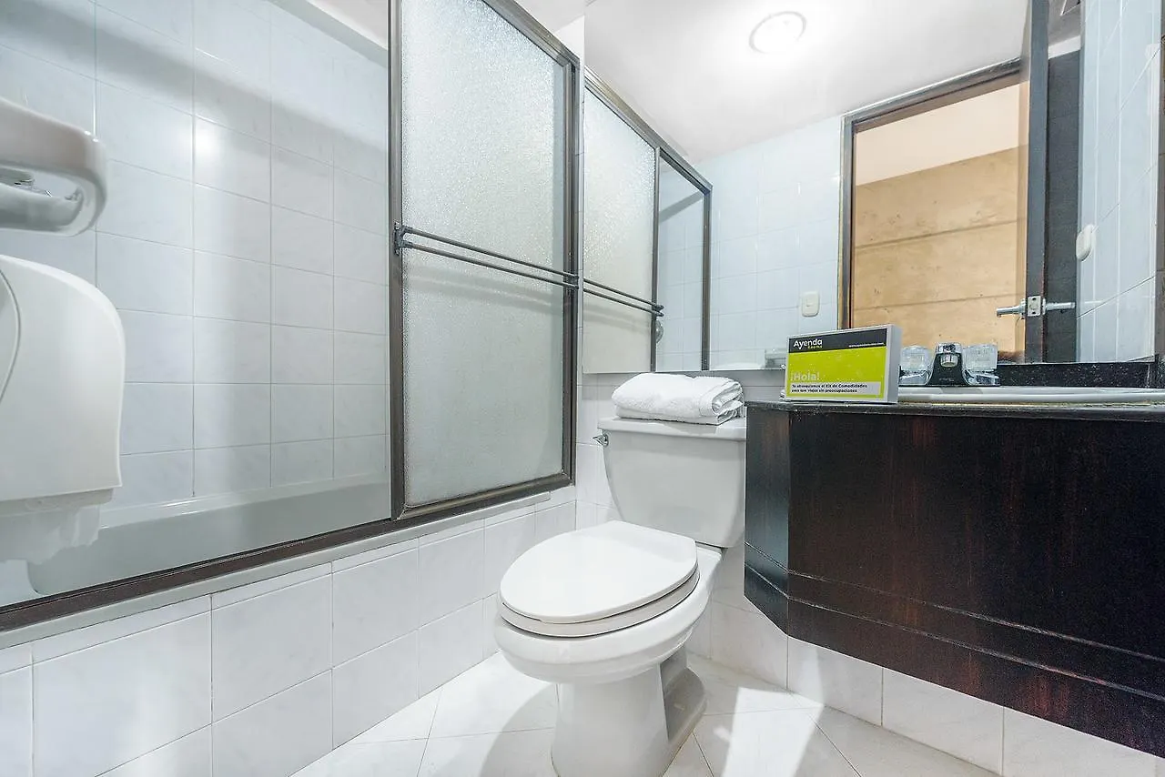 Отель Ayenda 1212 Parque Laureles Медельин